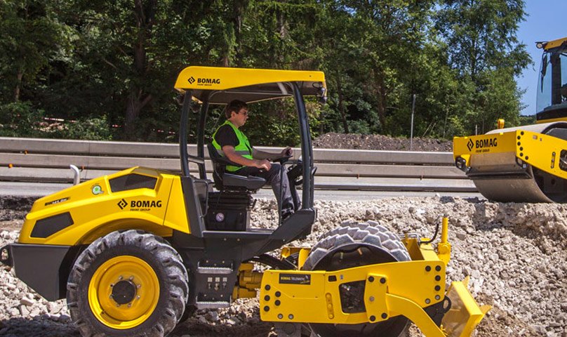 Road Construction Method By Applying Heavy Equipment Technology Innovation