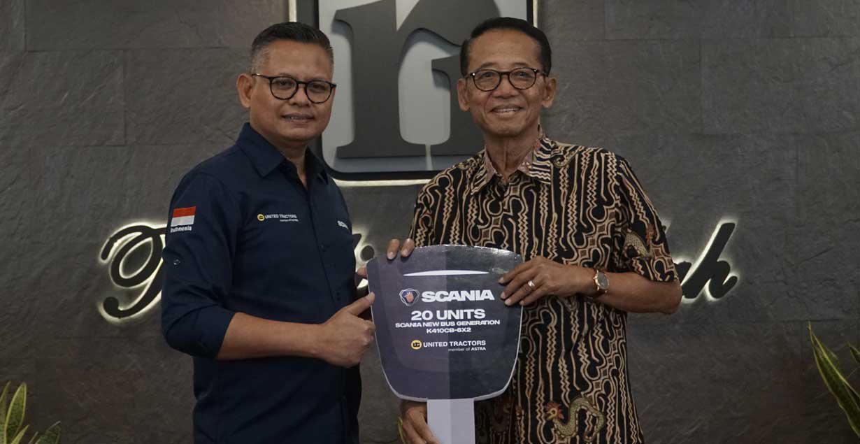 (Indonesia) United Tractors dan Scania Lakukan Handover Ceremony 20 Unit Scania New Bus Generation Euro 5 K410CB-6X2 kepada PO Rosalia Indah